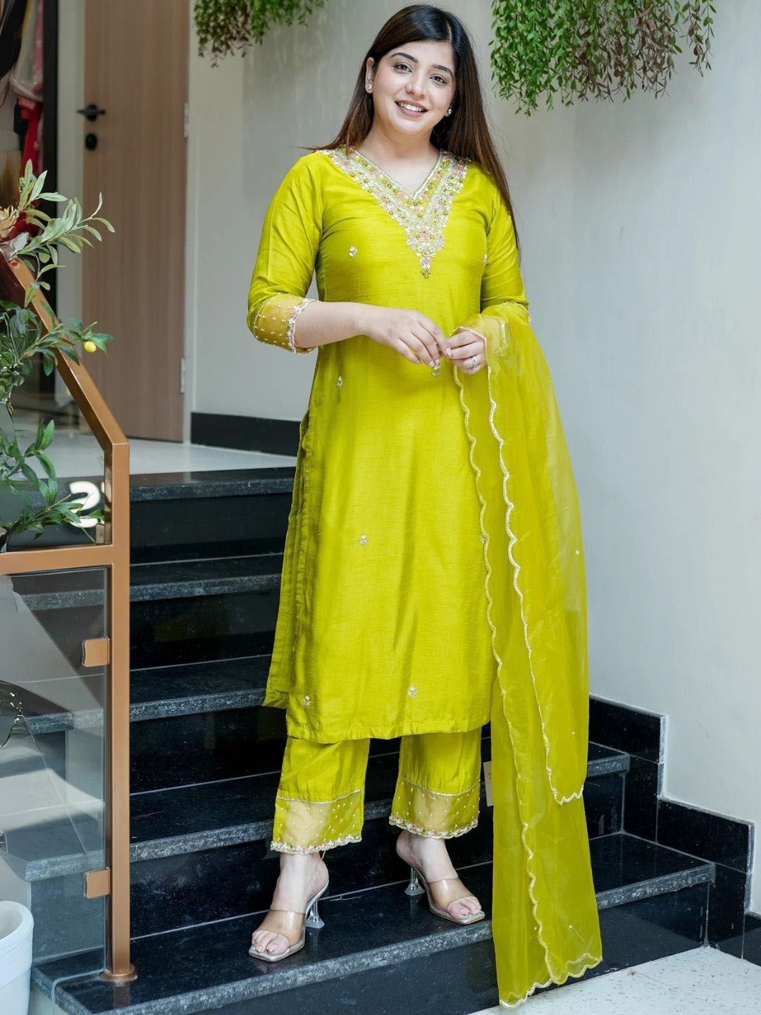 Navlik Embroidered Beads & Stones Chanderi Silk Straight Kurta With Trousers & Dupatta