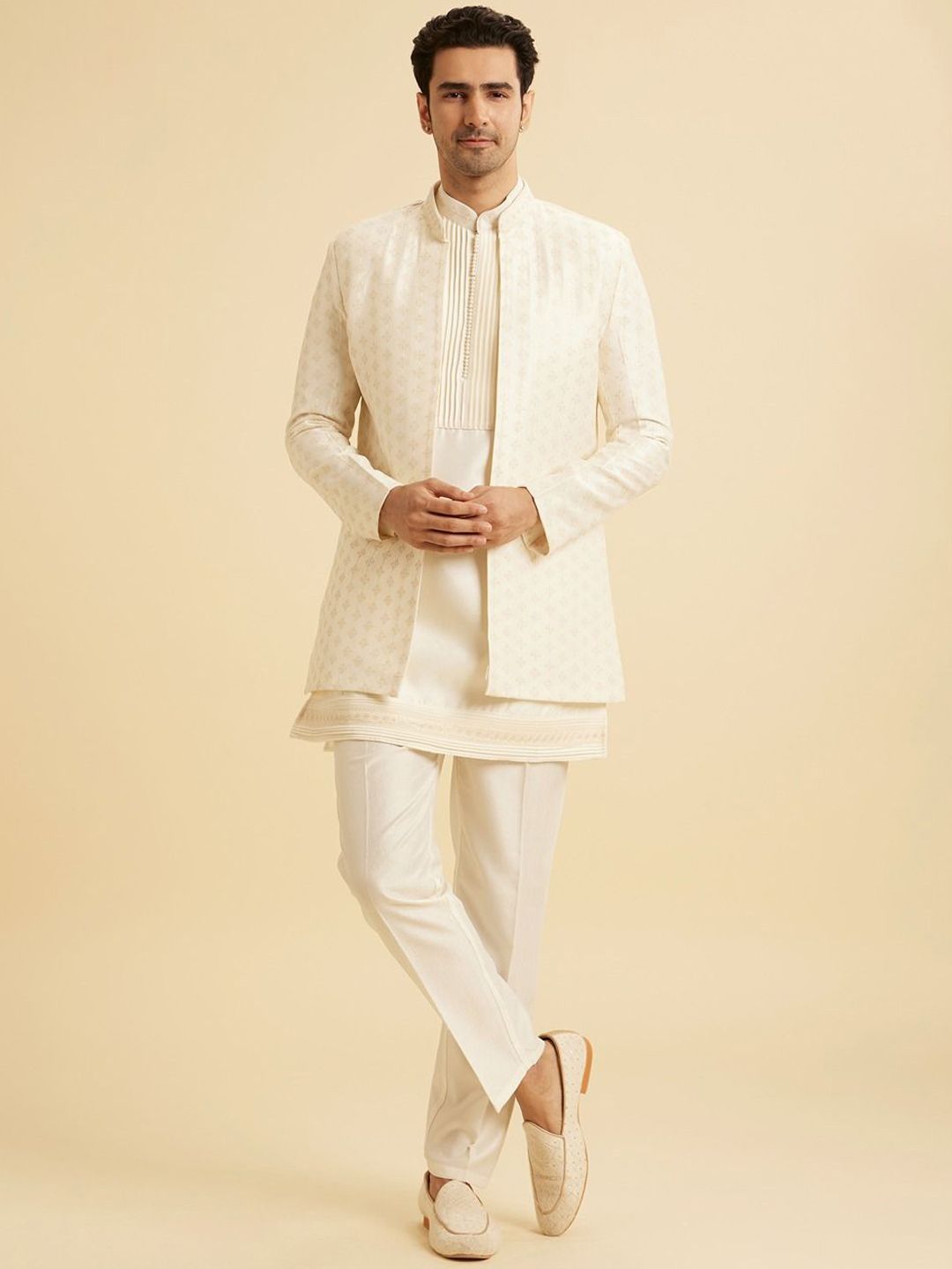 Manyavar Men Embroidered Mandarin Collar Sherwani Set-picture-31