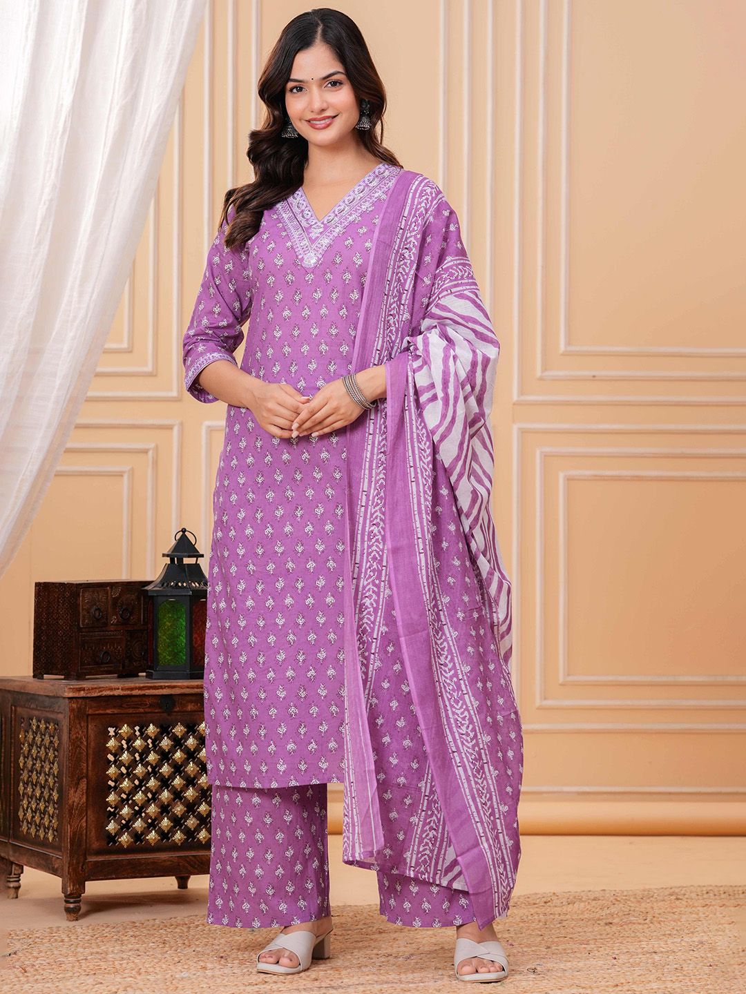 PARTHVI Women Ethnic Motifs Printed Thread Work Pure Cotton Kurta with Trousers & Dupatta