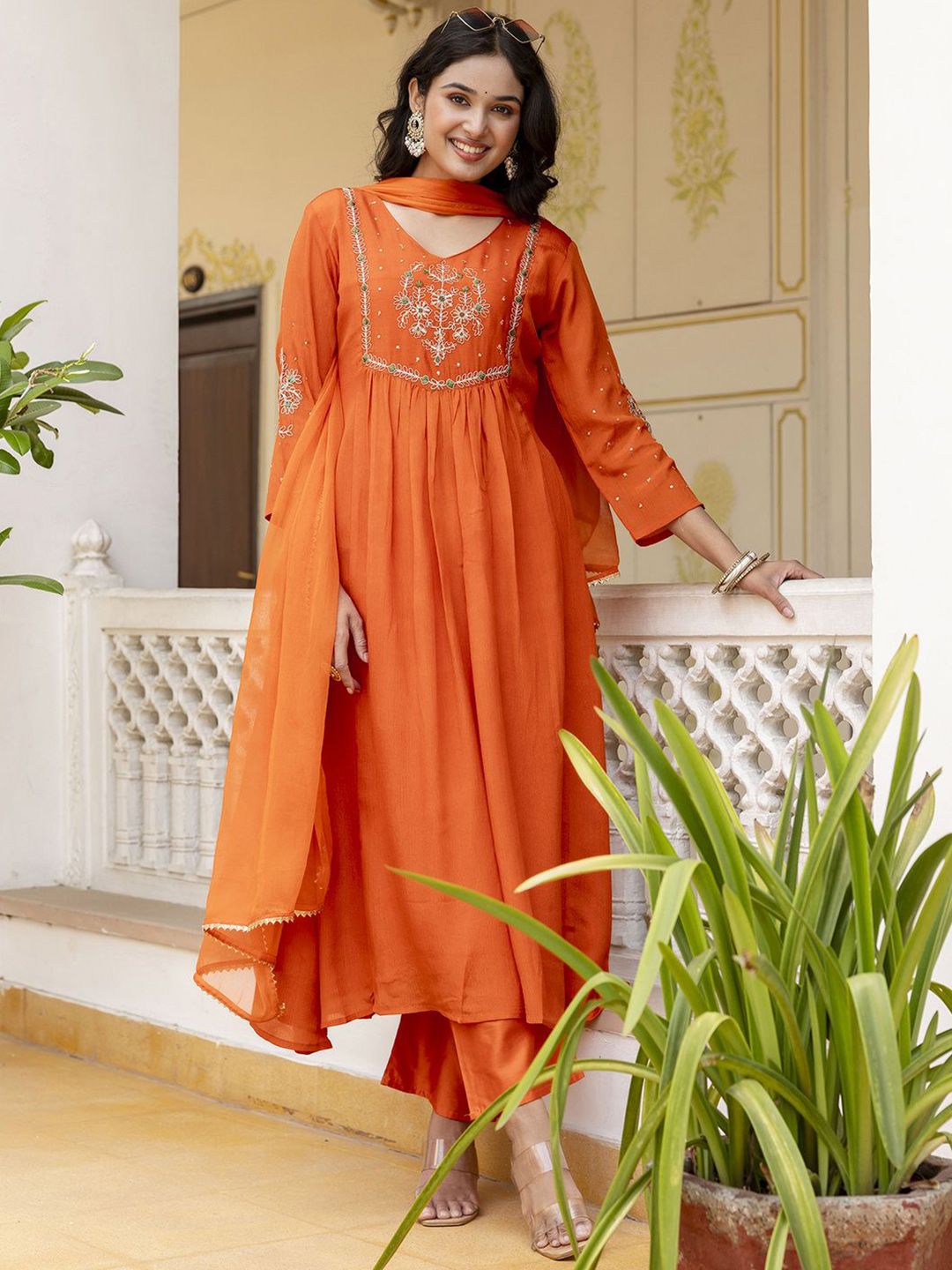 Navlik Floral Embroidered V-Neck Flared A-Line Thread Work Kurta With Trousers & Dupatta