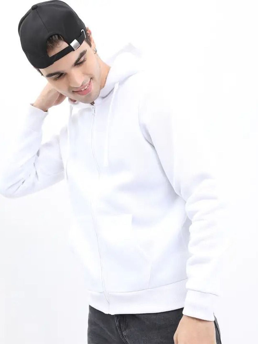 The Roadster Lifestyle Co. Men Solid Full Sleeve Casual Zipper Hoodie Sweatshirts-picture-17