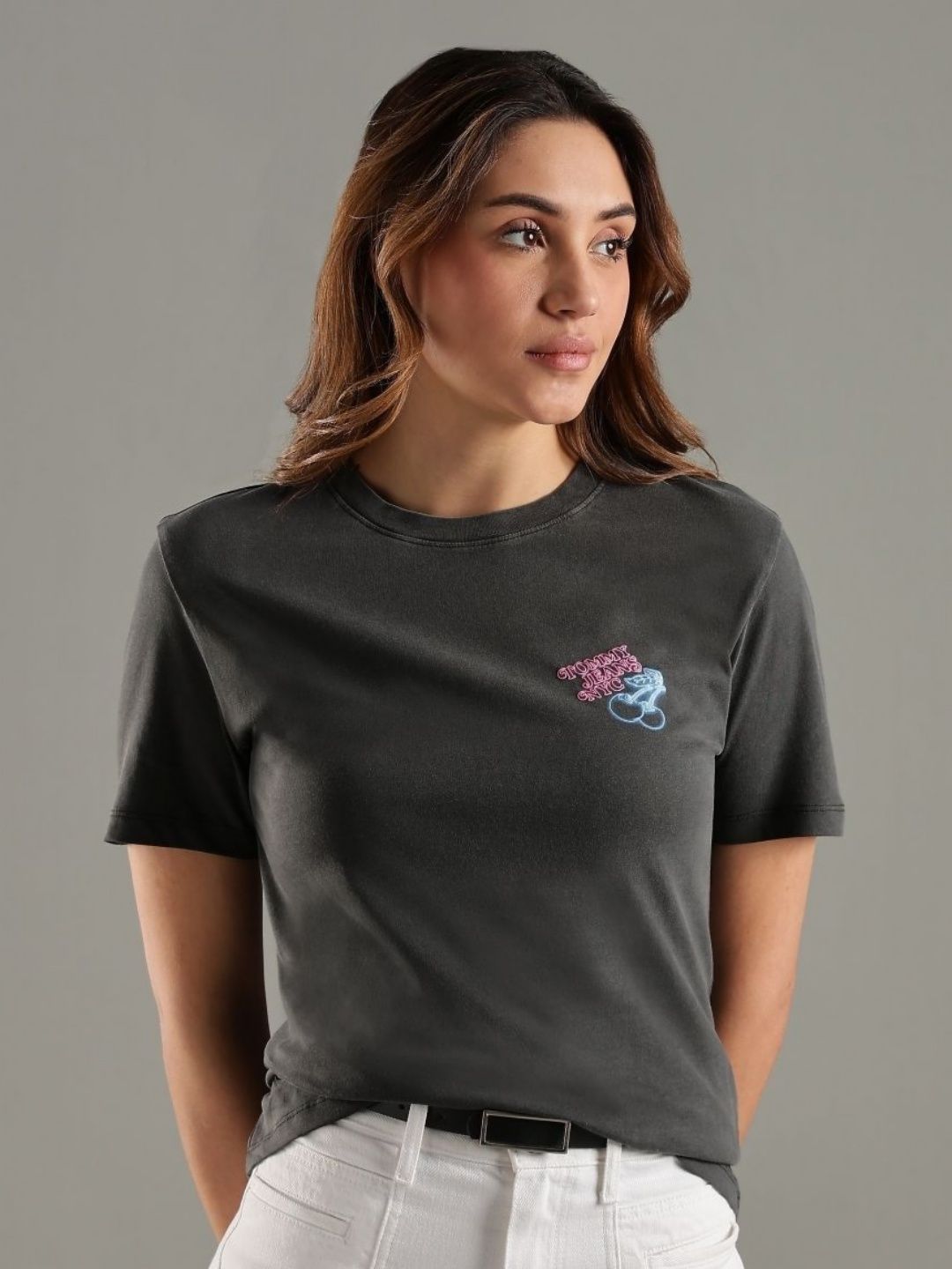 Tommy Hilfiger Women Brand Logo Printed Round Neck Cotton Relaxed Fit T-shirt-picture-34