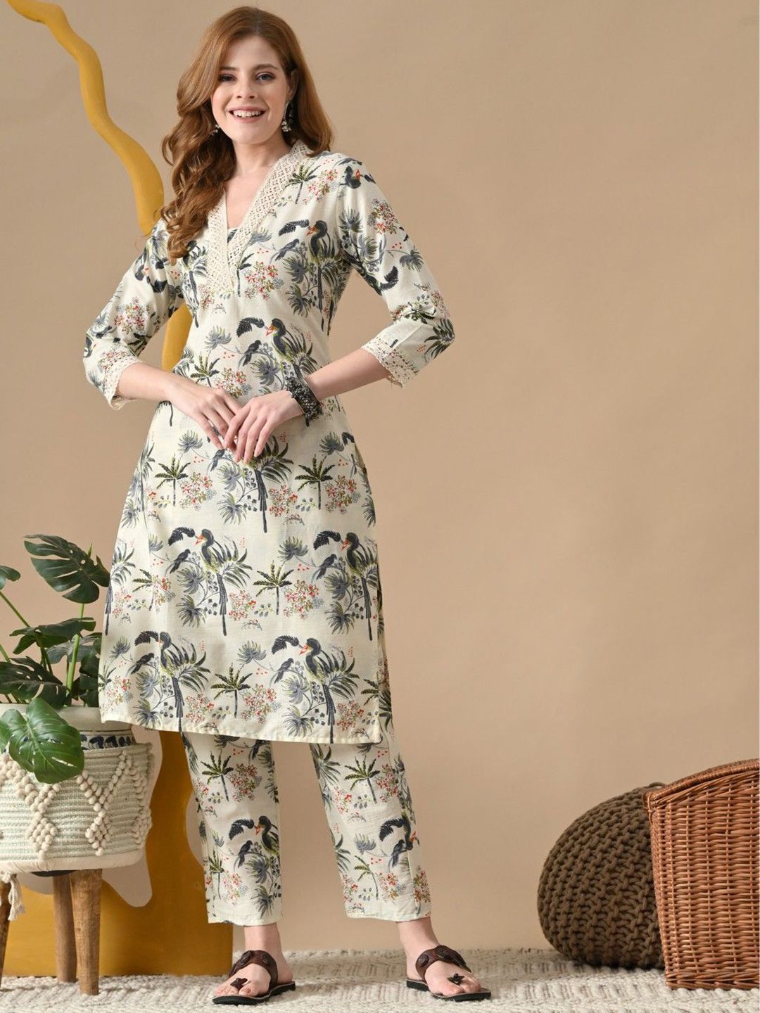 BKApparels Women Floral Printed Regular Pure Cotton Kurta with Pyjamas-picture-34