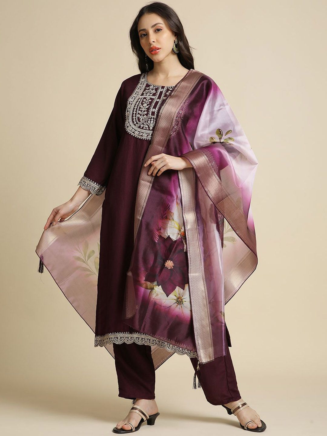 JAINICA Women Floral Embroidered Kurta with Trouser & Dupatta