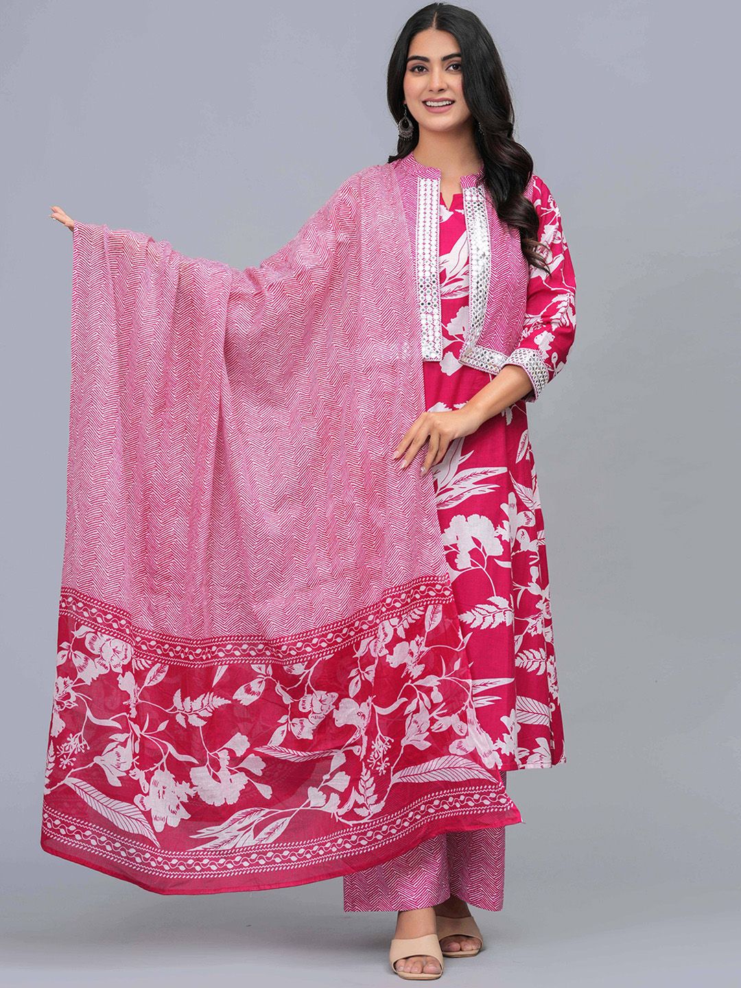 Sanganeri Kurti Women Floral Printed Regular Kurta with Trousers & Dupatta
