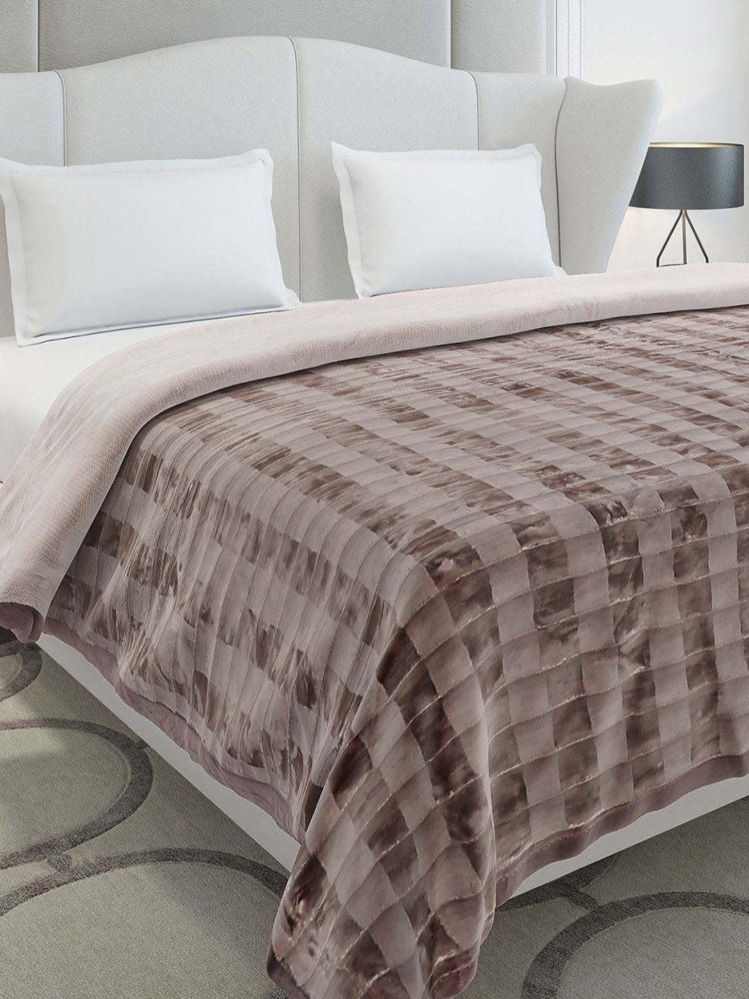 Monte Carlo Rust Heavy Winter 300 GSM Double Bed Blanket-picture-11