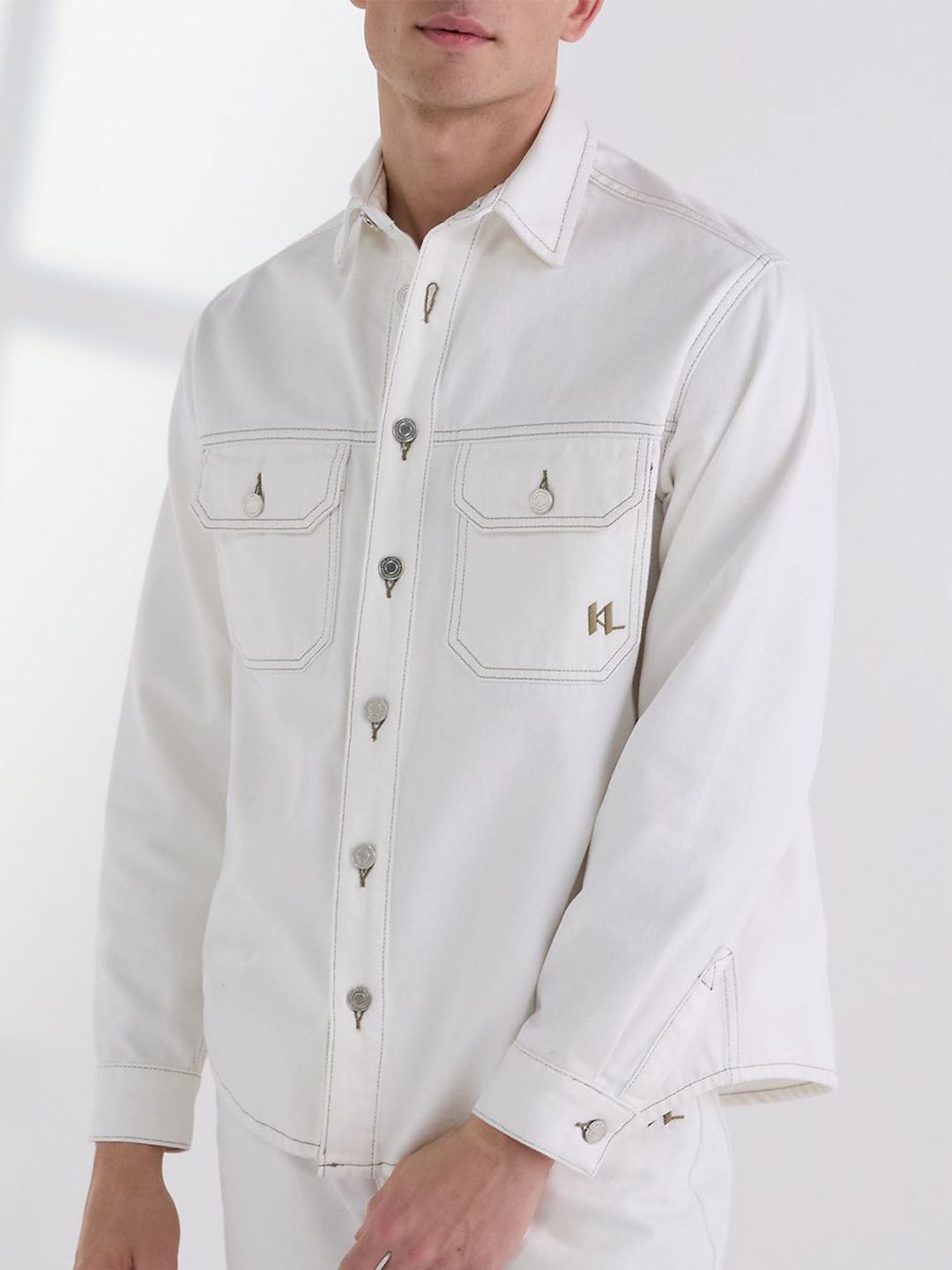 Karl Lagerfeld Men Solid Spread Collar Pure Cotton Casual Shirt-image-44