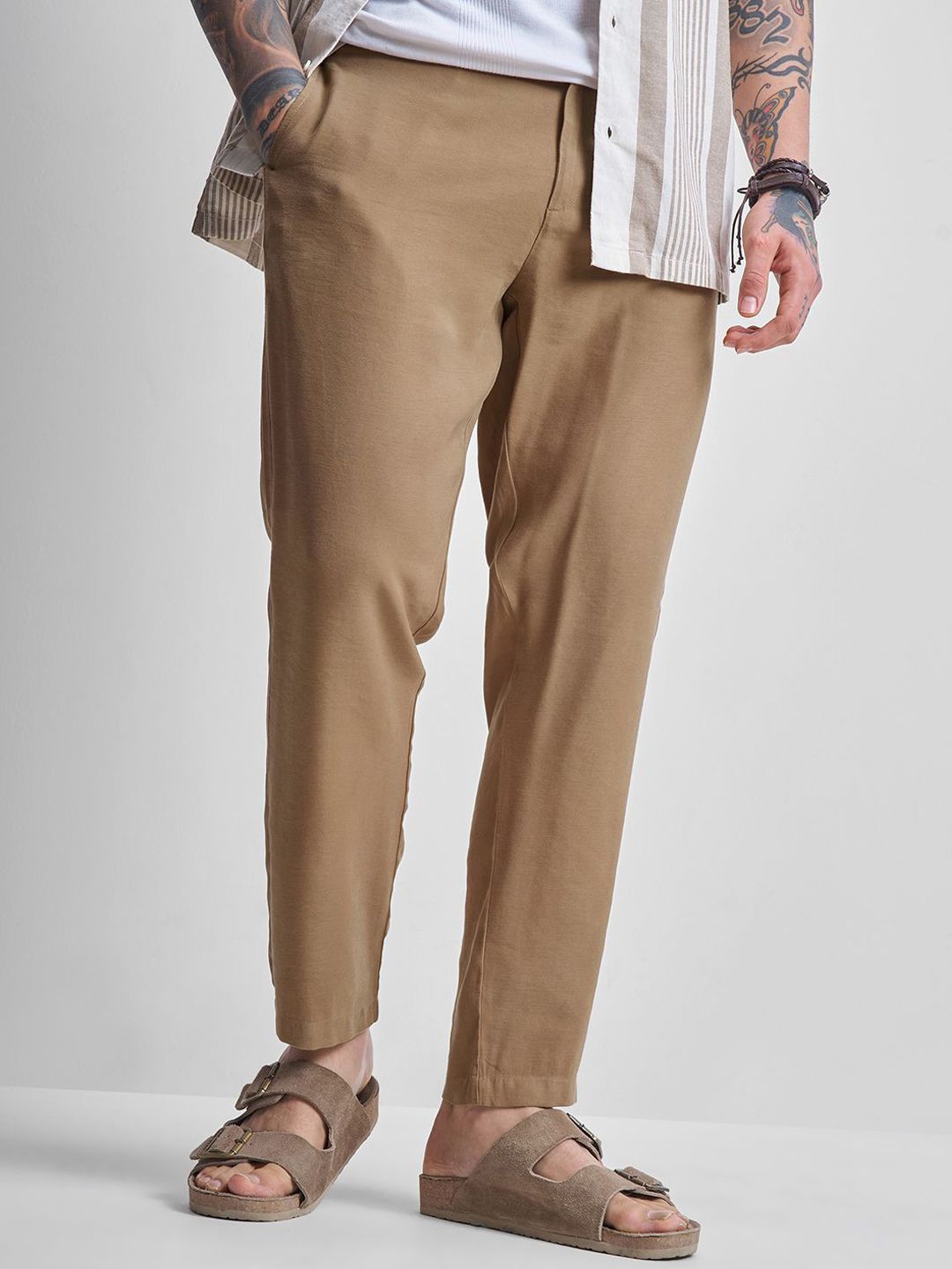 HIGHLANDER Men Relaxed Fit Mid-Rise Trousers-picture-13