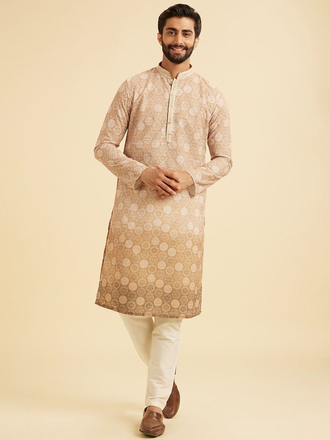 Manyavar Men Ethnic Motifs Embroidered Regular Kurta with Pyjamas Kurta Sets-picture-35