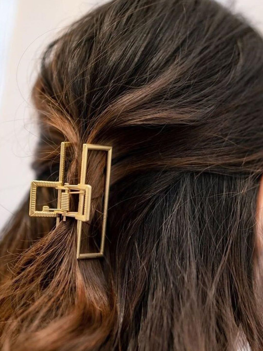 DIVASTRI Women Claw Clip-picture-1