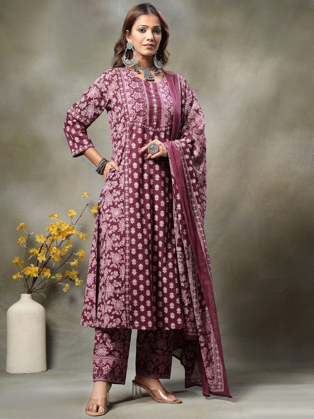 Yufta Women Ethnic Motifs Print Sequinned Pure Cotton Kurta with Trousers & Dupatta