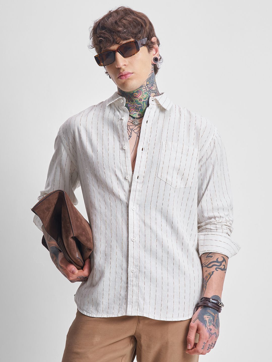 HIGHLANDER Men Relaxed Fit Vertical Striped Spread Collar Casual Shirt-picture-45