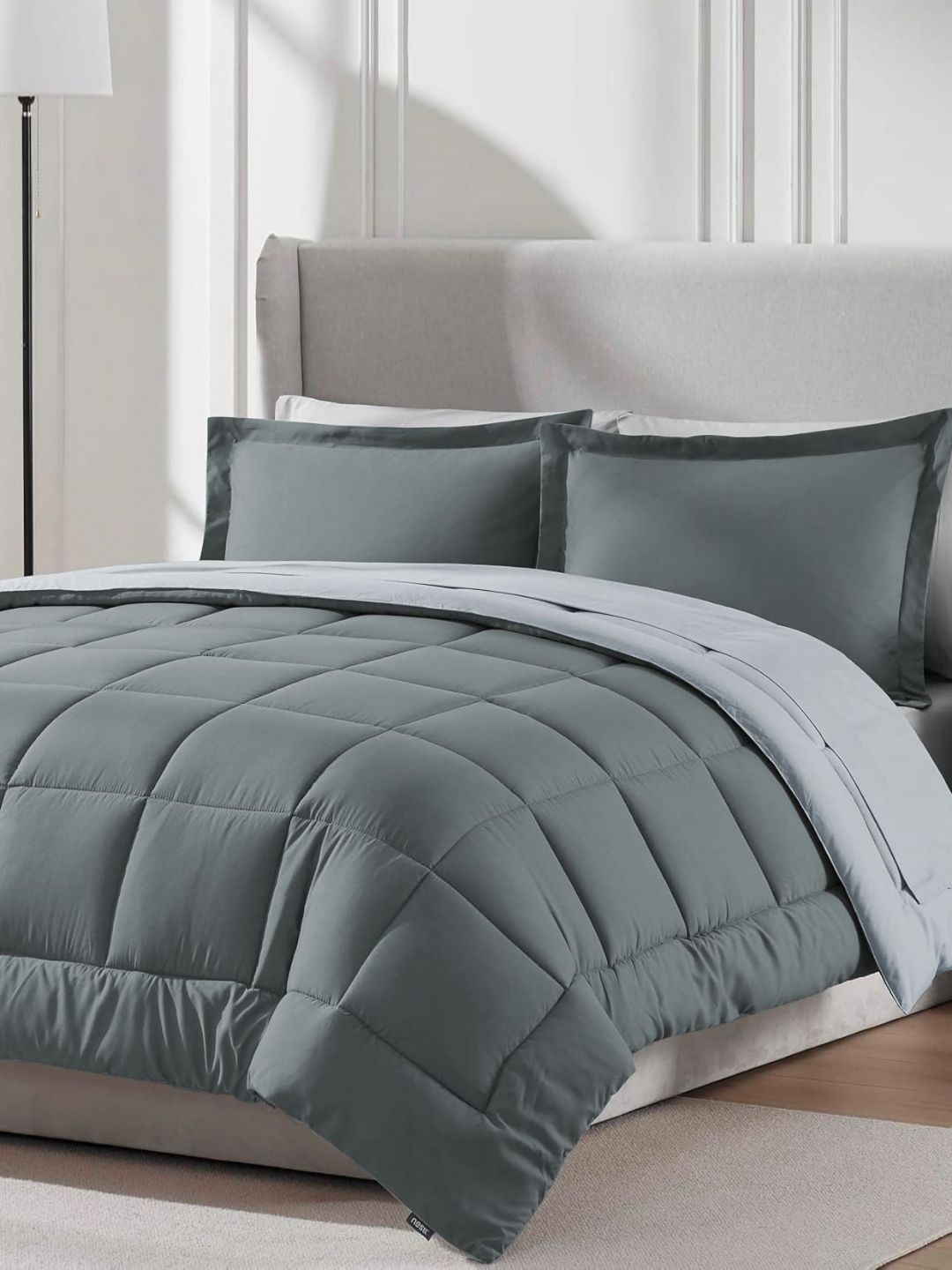 Furbo Grey Geometric Microfiber Mild Winter Double Bed Comforter