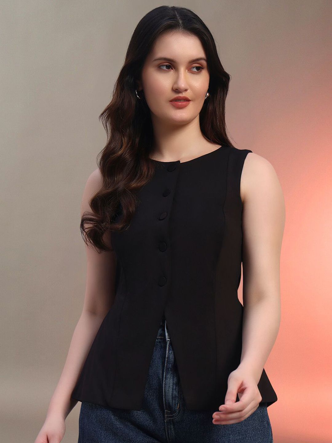 Trend Arrest Round Neck Slim-Fit Waistcoat-picture-25
