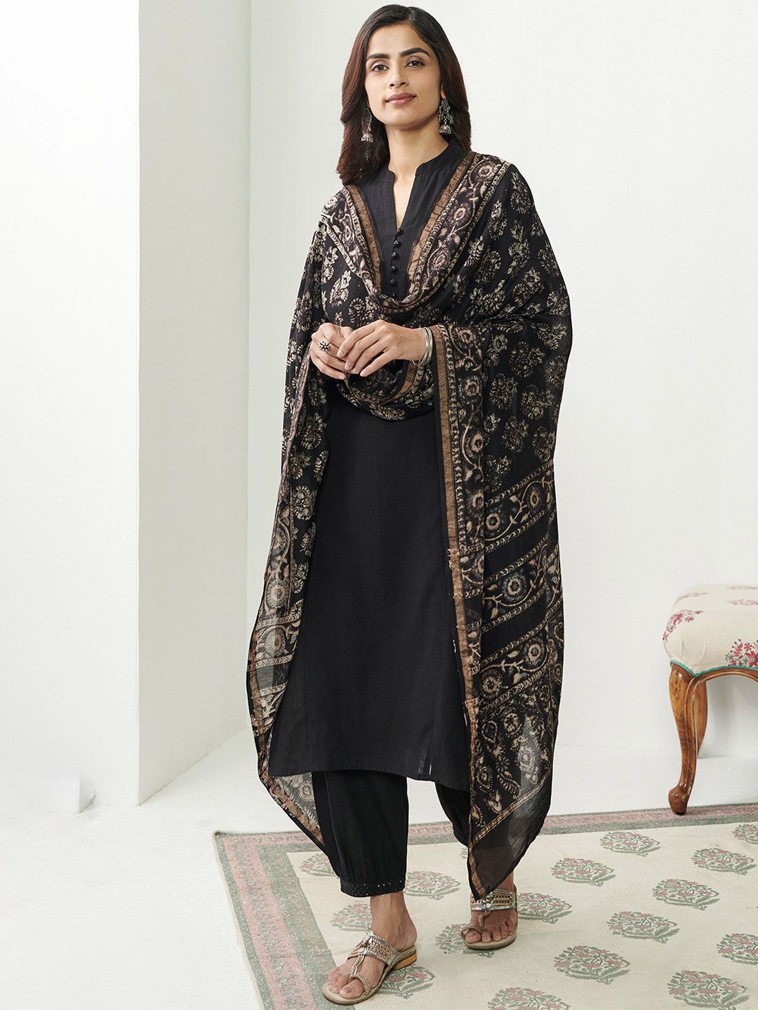 DMUNESH FASHION Women Ethnic Motifs Solid Kurta with Salwar & Dupatta