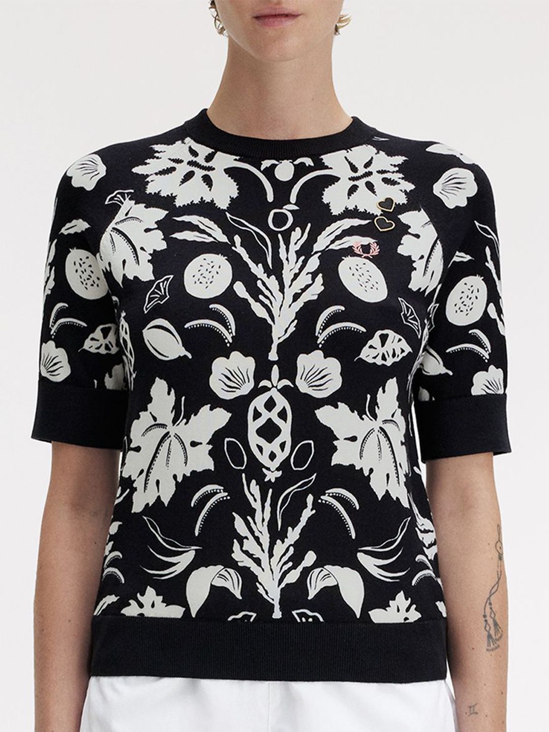 Fred Perry Women Floral Printed Pure Cotton Top-picture-12