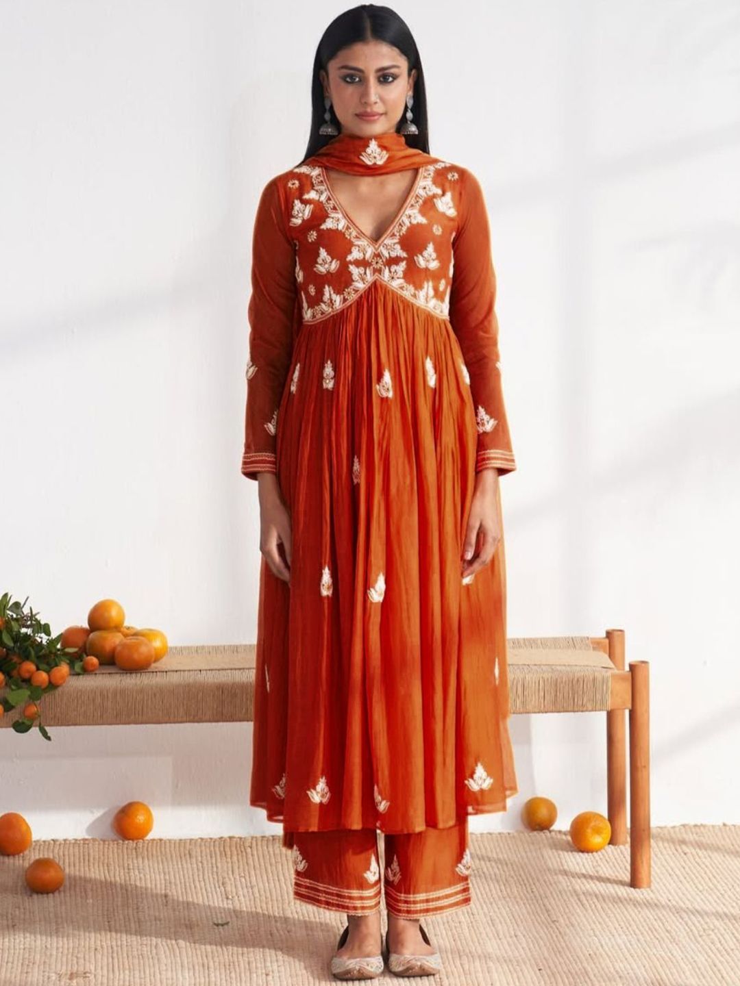 Navlik Women Floral Embroidered Kurta with Trousers & Dupatta