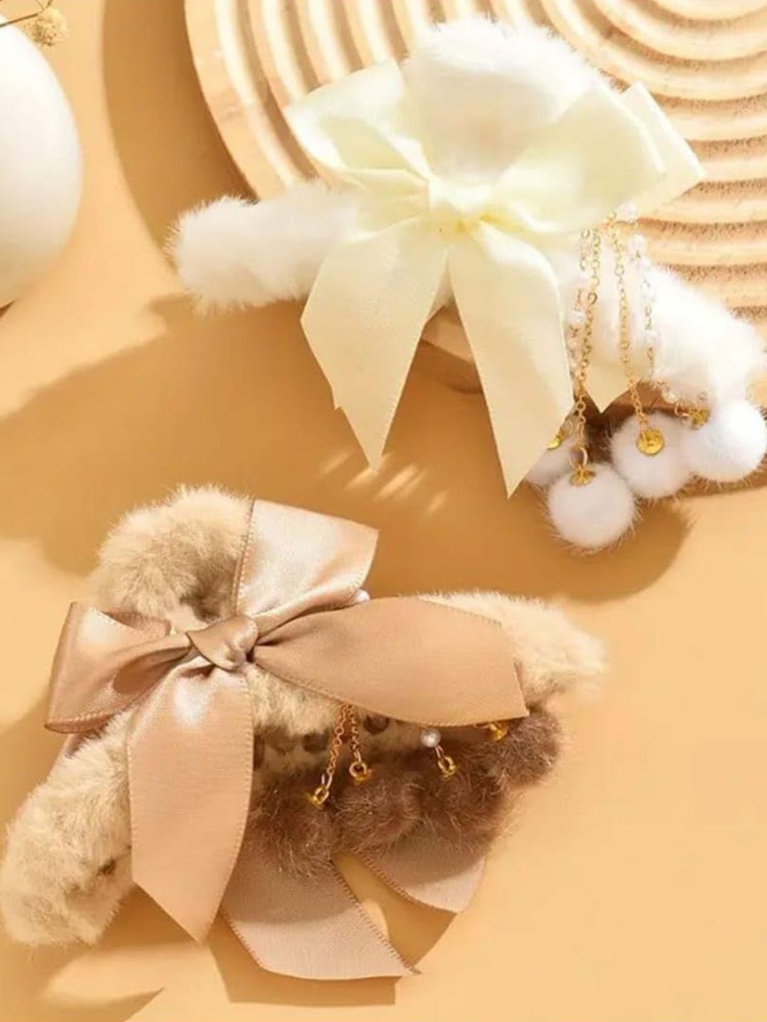 DIVASTRI Women Set of 2 Fur Claw Clip-picture-33