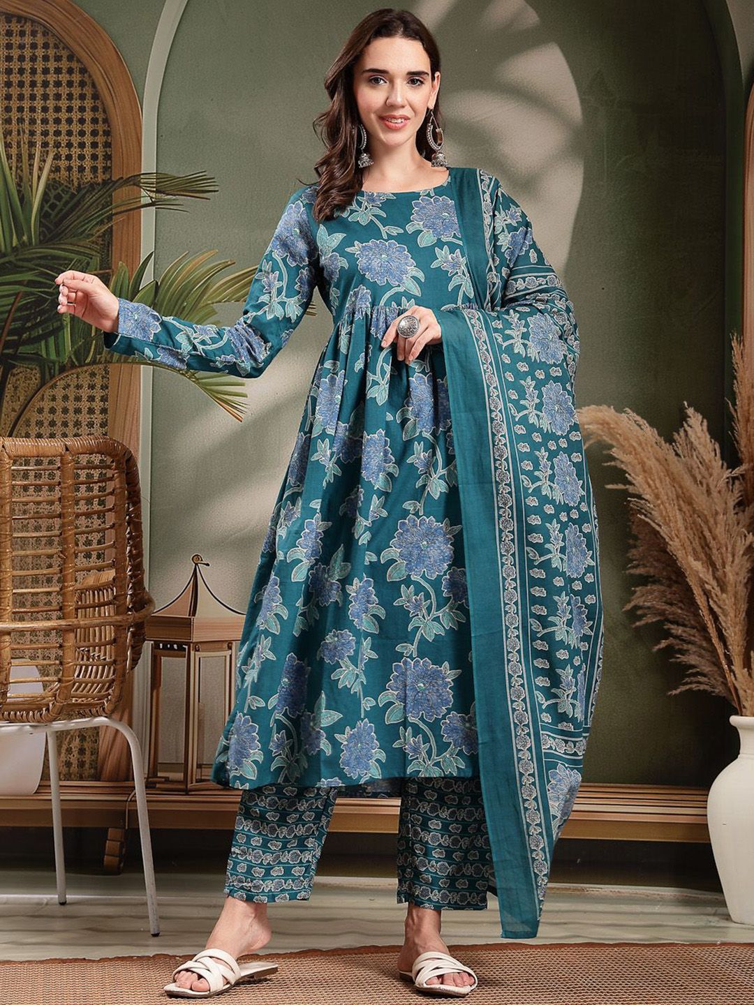 HERE&NOW Women Ethnic Motifs Printed Pleated Pure Cotton Kurta with Palazzos & Dupatta