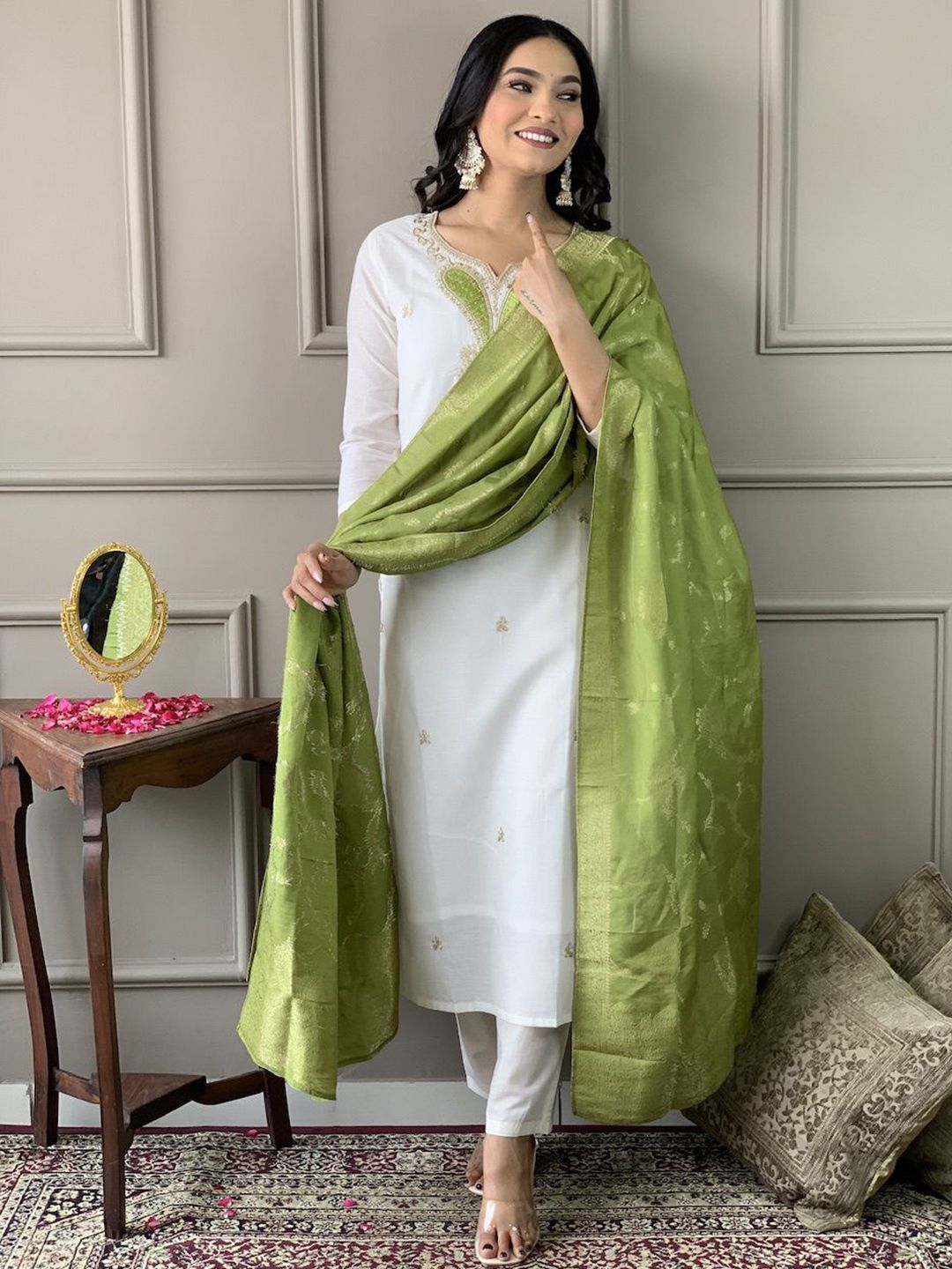 Moda Rapido Women Ethnic Motifs Embroidered Kurta with Trousers & Dupatta