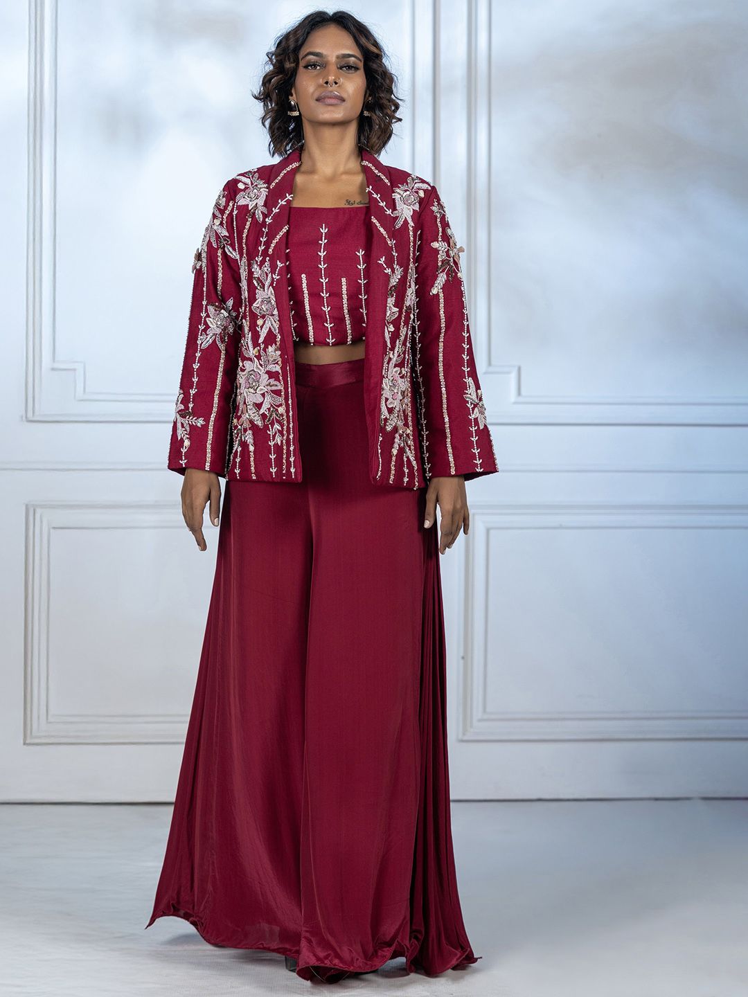 GloballyRonakRBafna Tailored Fit Embroidered Notched Lapel Long Sleeve Blazer-image-41