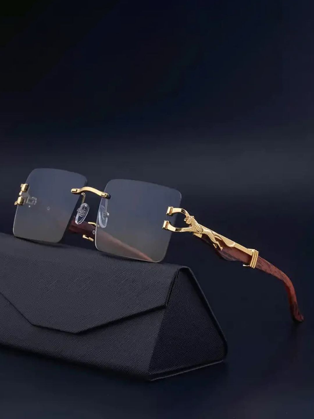 LEGEND EYEWEAR Unisex Square Sunglasses With UV Protected Lens SGLGVSGYGT8ARBEY-image-30