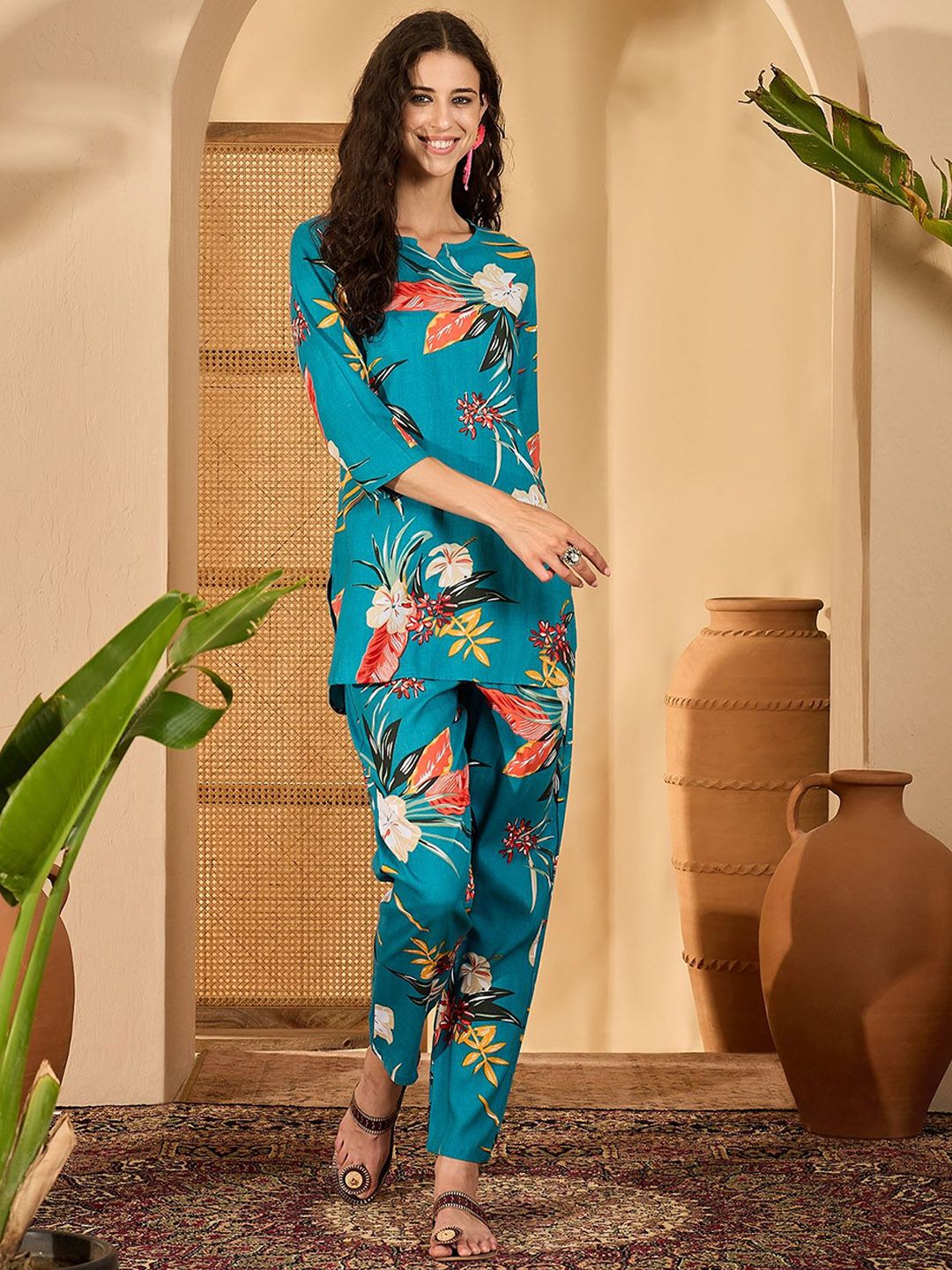 Sangria Floral Printed Pure Cotton Tunic & Trousers Co-Ords-picture-12