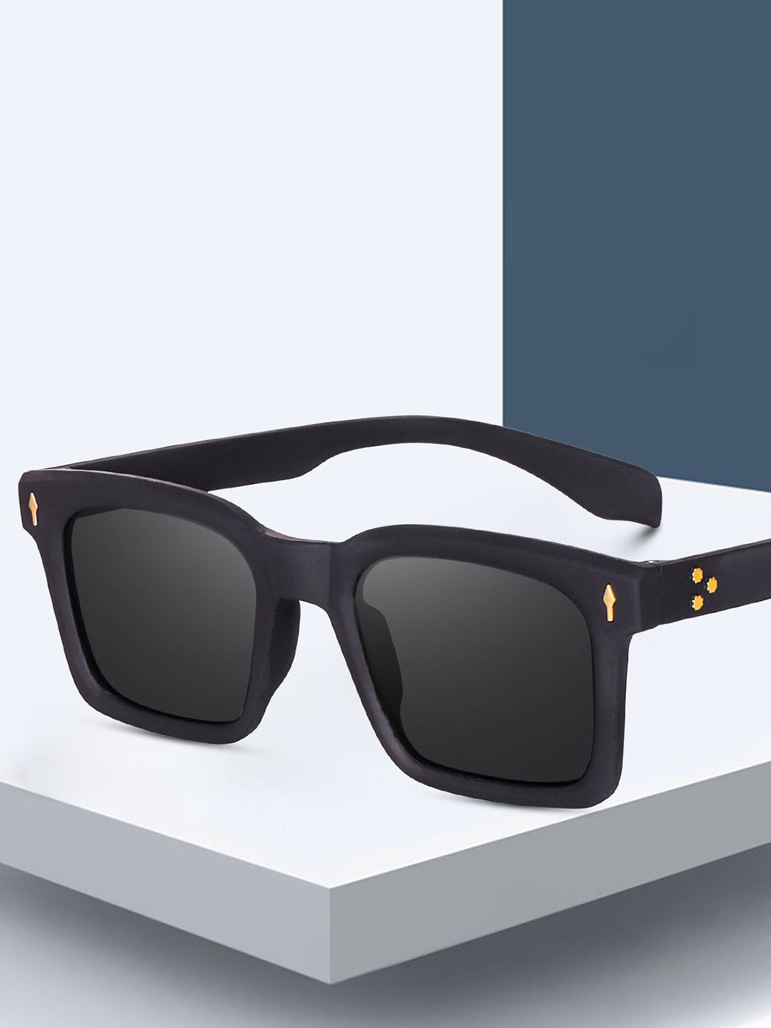 LEGEND EYEWEAR Unisex Black Square Sunglasses With UV Protected Lens SGLGQTUCJRPJGGHZ-picture-17