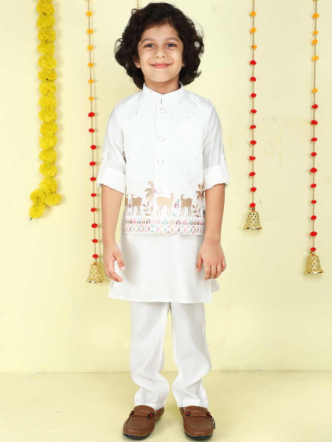 Ministitch Boys Animal Embroidered Kurta with Pyjamas & Jacket-picture-44