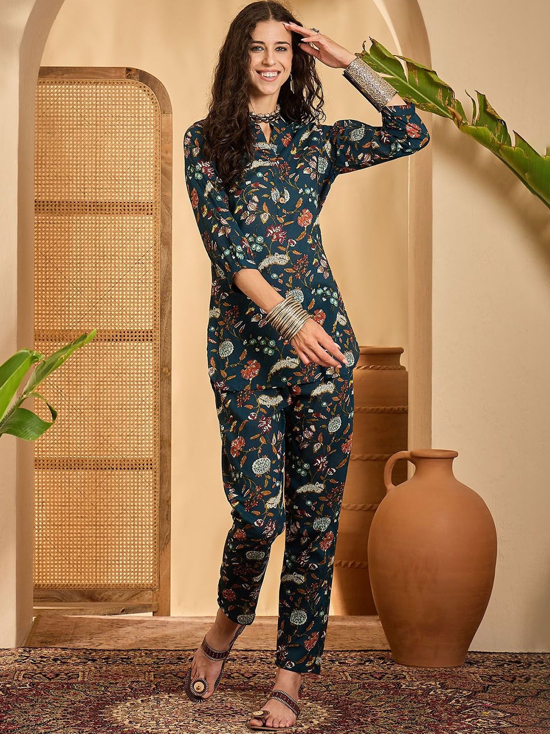 Sangria Floral Printed Pure Cotton Mandarin Collar Tunic & Trousers Co-Ords-picture-26