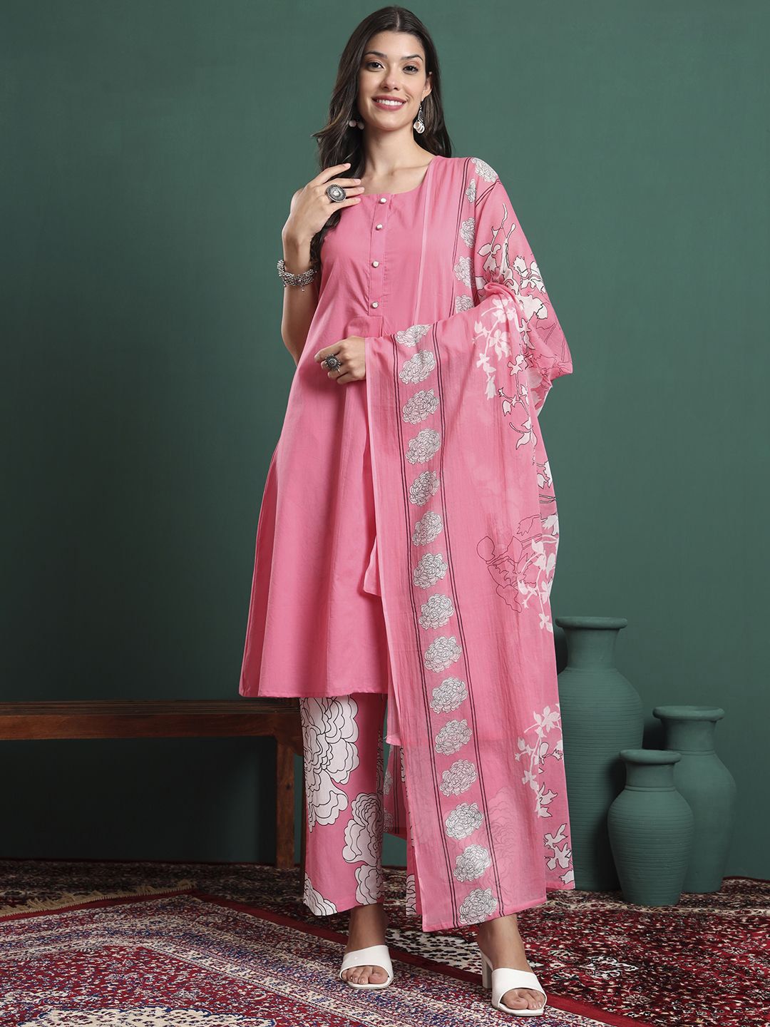 Yufta Women  Floral Printed Pure Cotton Kurta with Trousers & Dupatta
