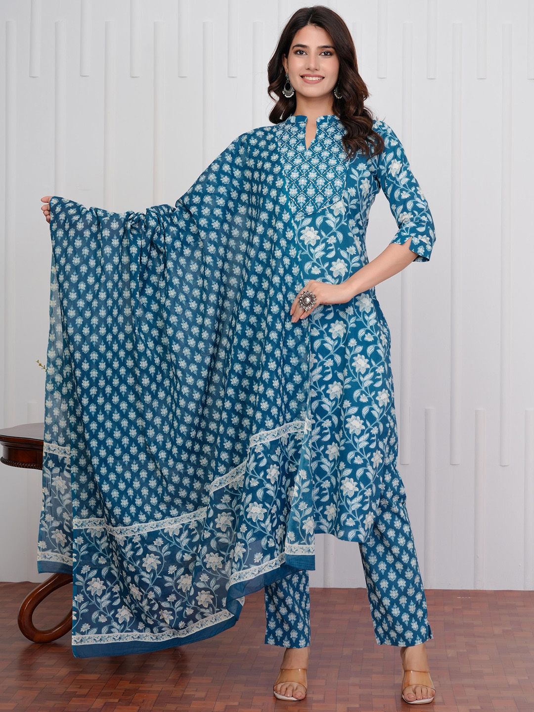 SIGNORIA Ethnic Motifs Printed Thread Work Pure Cotton Kurta With Trousers &  Dupatta