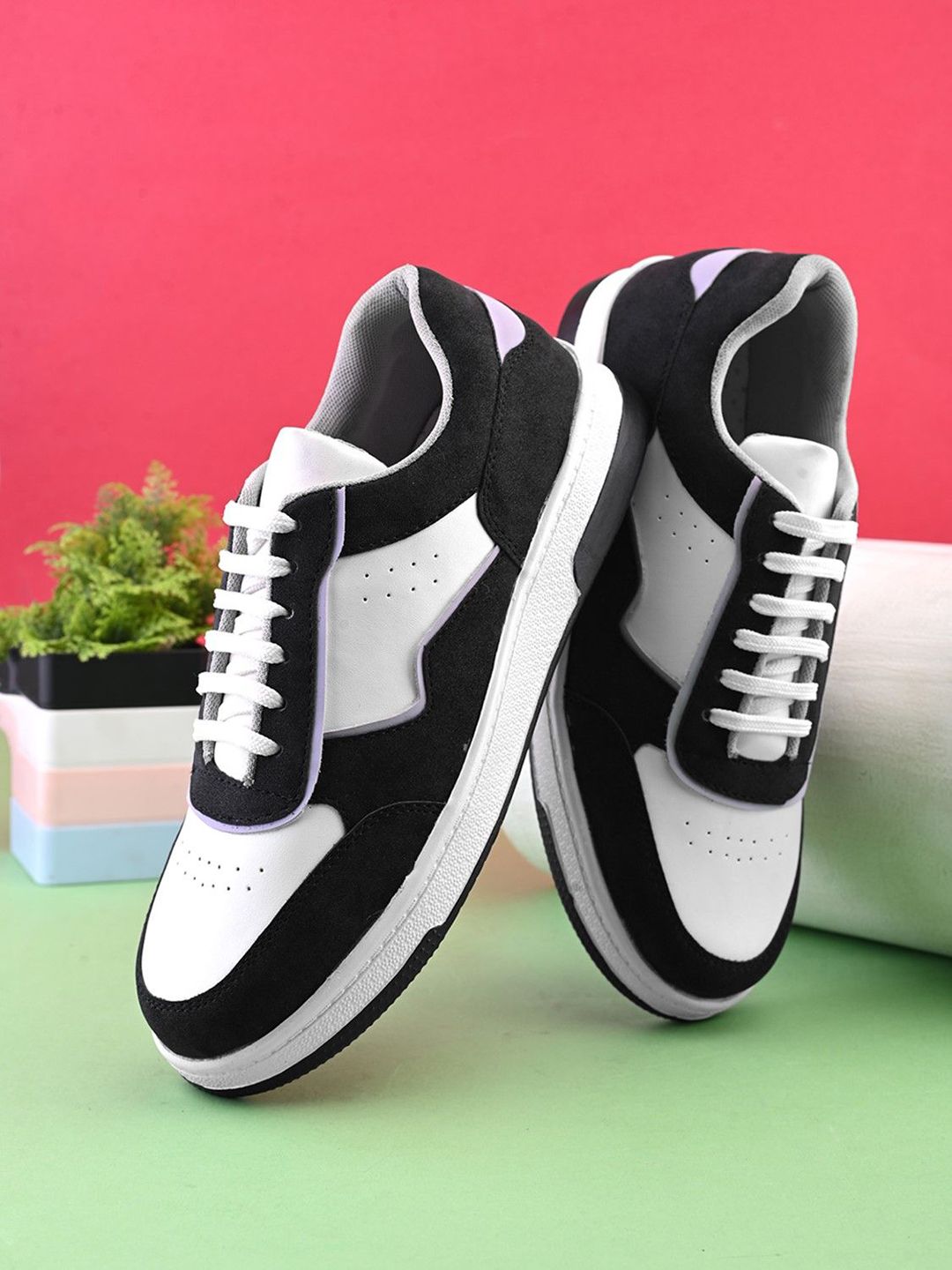 The Roadster Lifestyle Co Men Colourblocked Lightweight Lace Up Casual Sneakers-picture-41