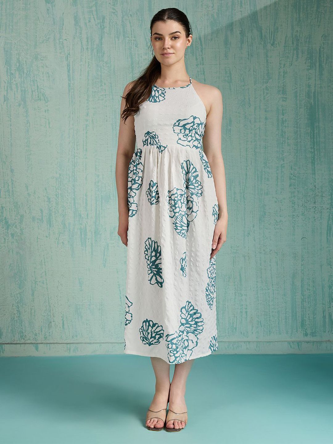 4WRD by Dressberry Women Floral Printed Halter Neck Fit-Flare Dress