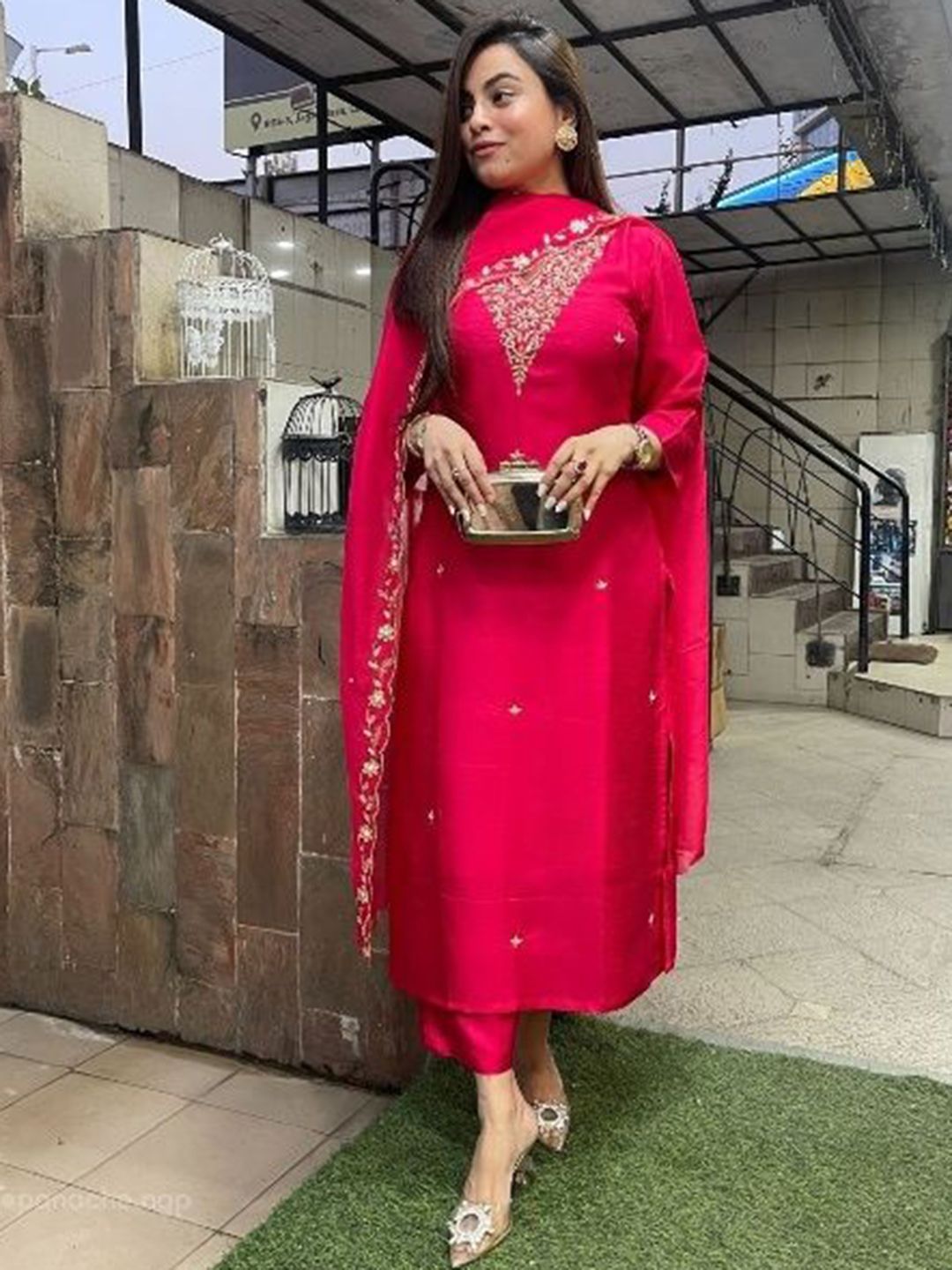 Growdamy Floral Yoke Design V-Neck Chanderi Silk Straight Kurta With Trousers & Dupatta