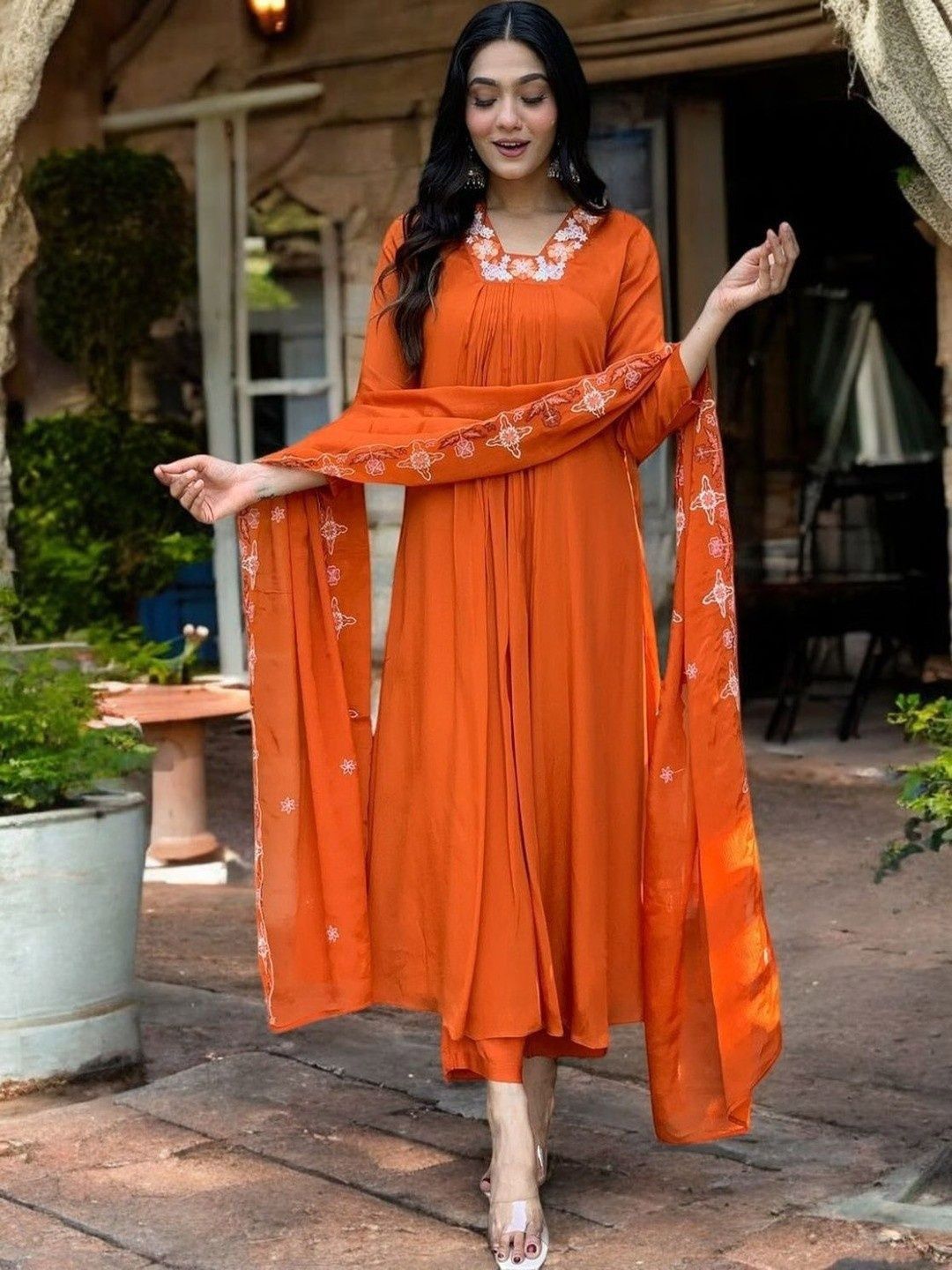 Helene Women Thread Work Straight Kurta with Trousers & With Dupatta