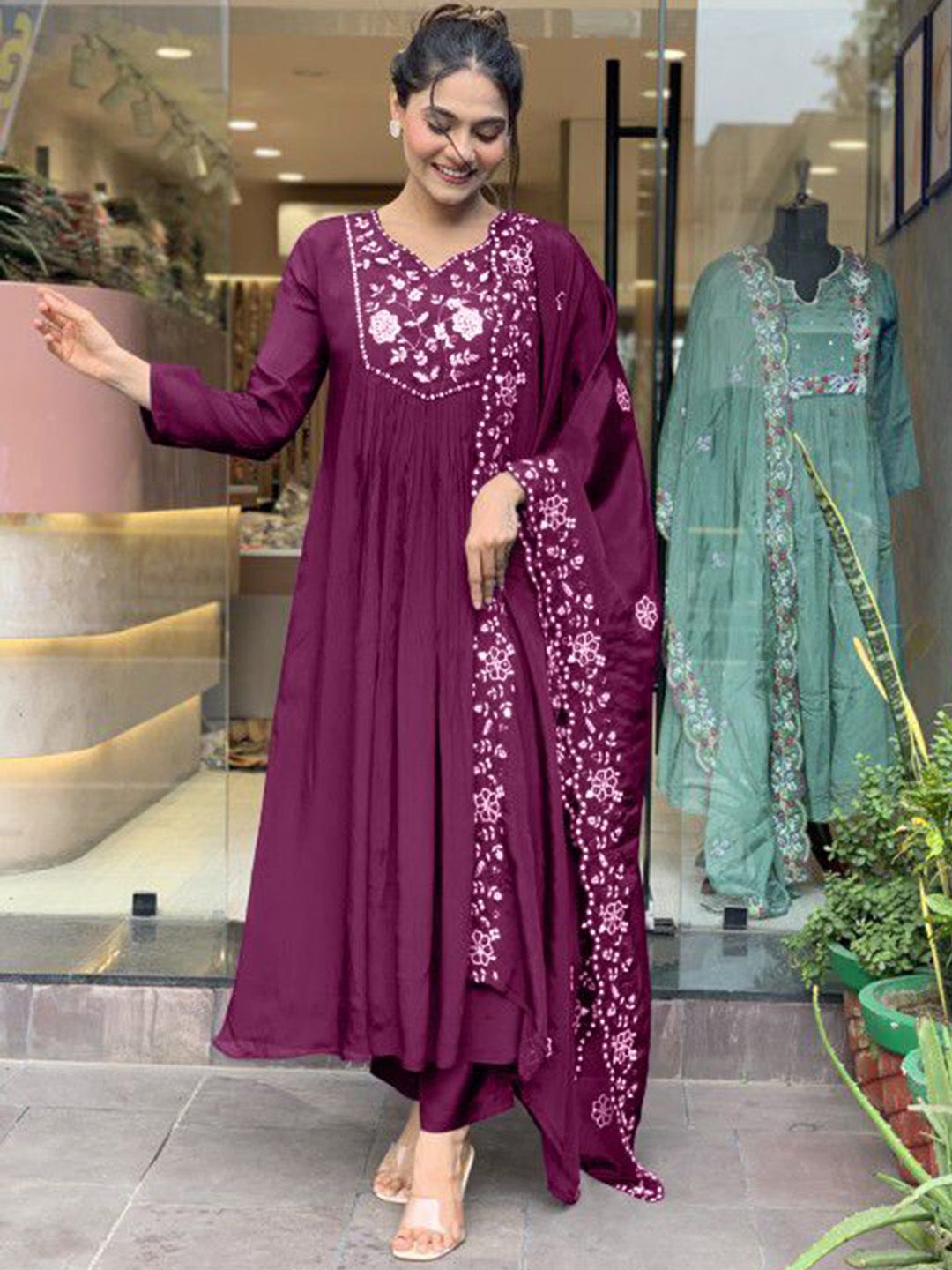 BAESD Yoke Design Sweetheart Neck Thread Work Anarkali Kurta With Palazzos & Dupatta