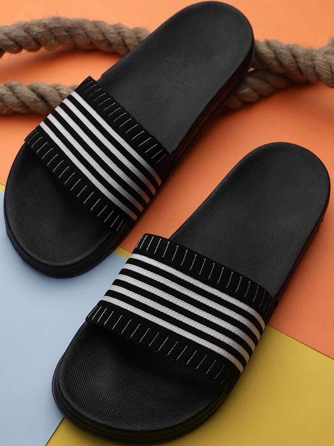 Pampy Angel Men Black Flip Flops-picture-58