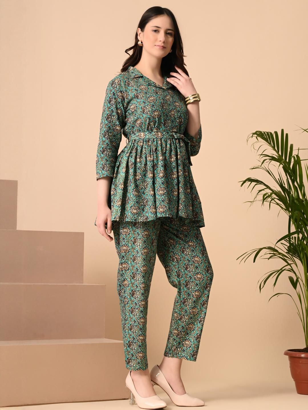 Saanvi Collection Women Green Co-Ords-picture-15