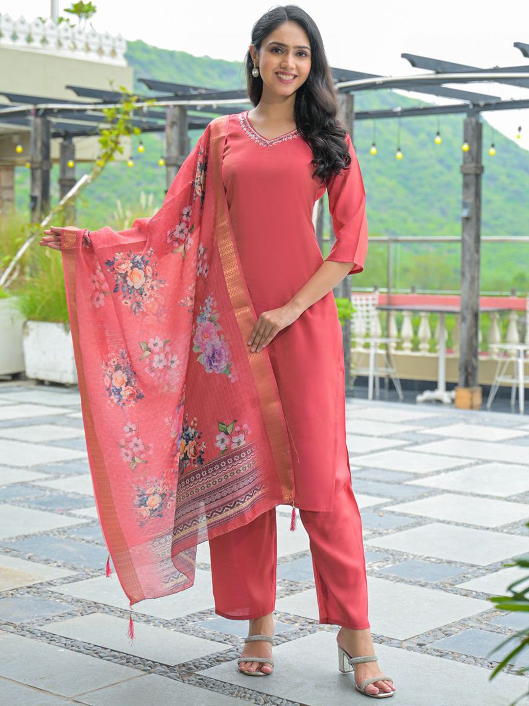 SINGNI Women Floral Yoke Design Silk Kurta with Trousers & Dupatta
