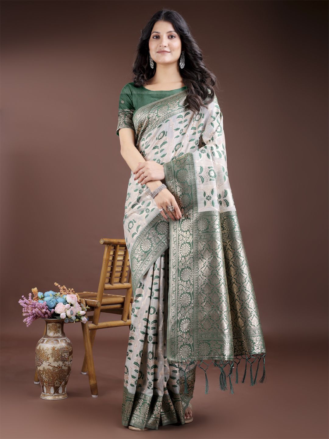 Astita Ethnic Motifs Woven Design Zari Saree-picture-27