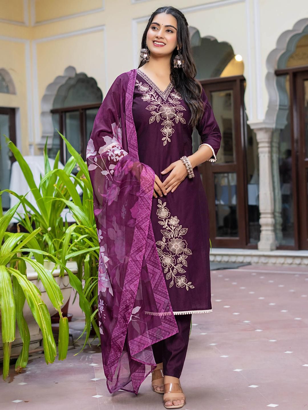 AARAGANA Women Purple Kurta Sets