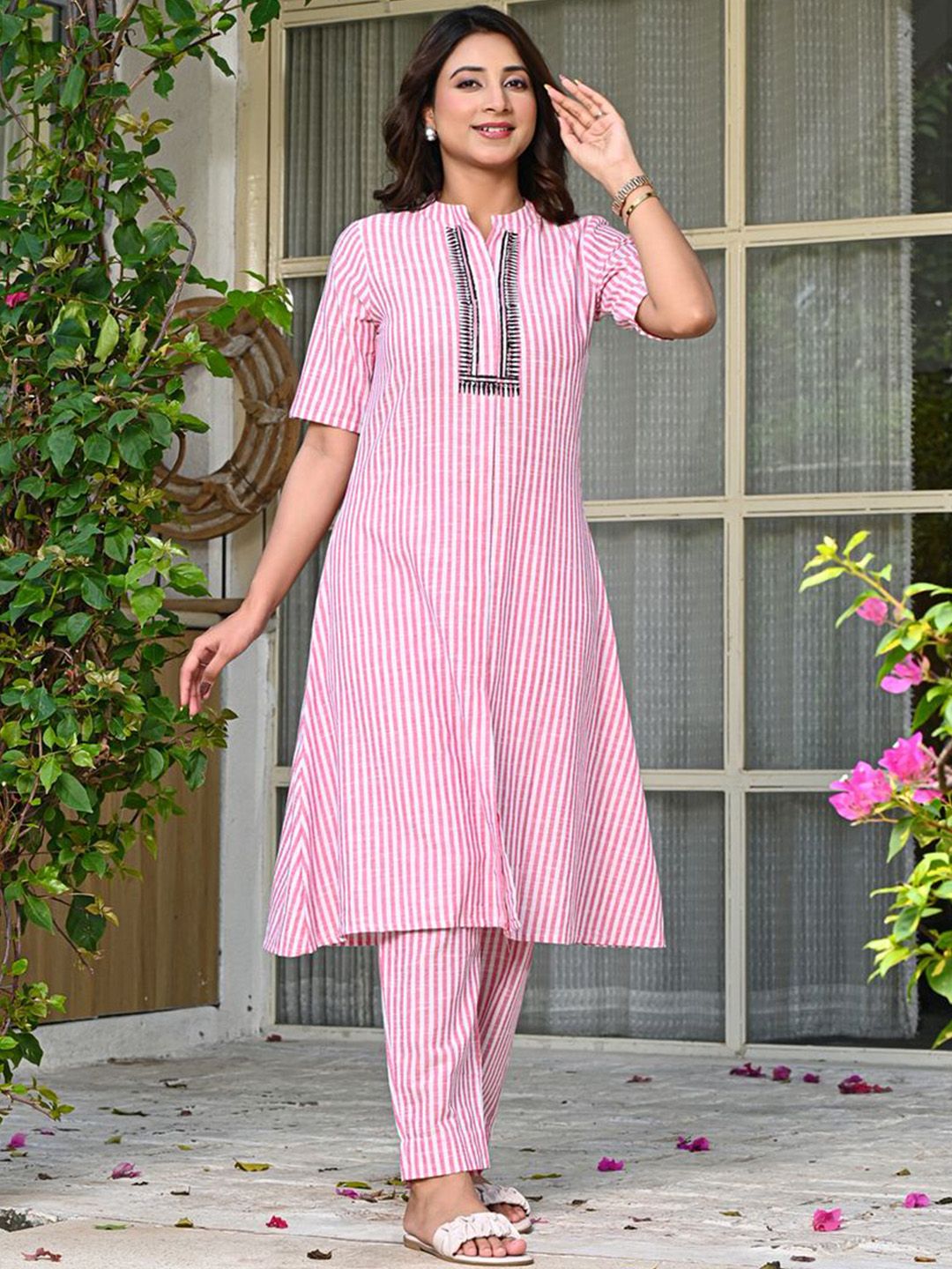 Indi INSIDE Women Striped Regular Pure Cotton Kurta Set with Contrast Hand Block Detailing