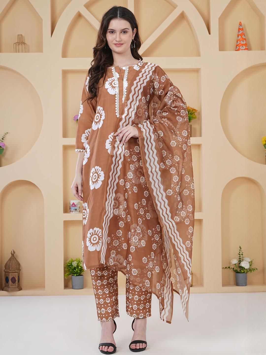 ARSA COUTURE Women Rust Kurta Sets