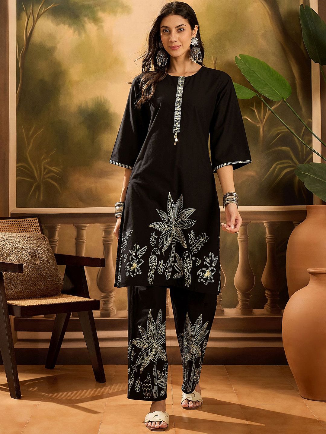 Vastramyaa Floral Printed Thread Work Pure Cotton Straight Kurta With Palazzos