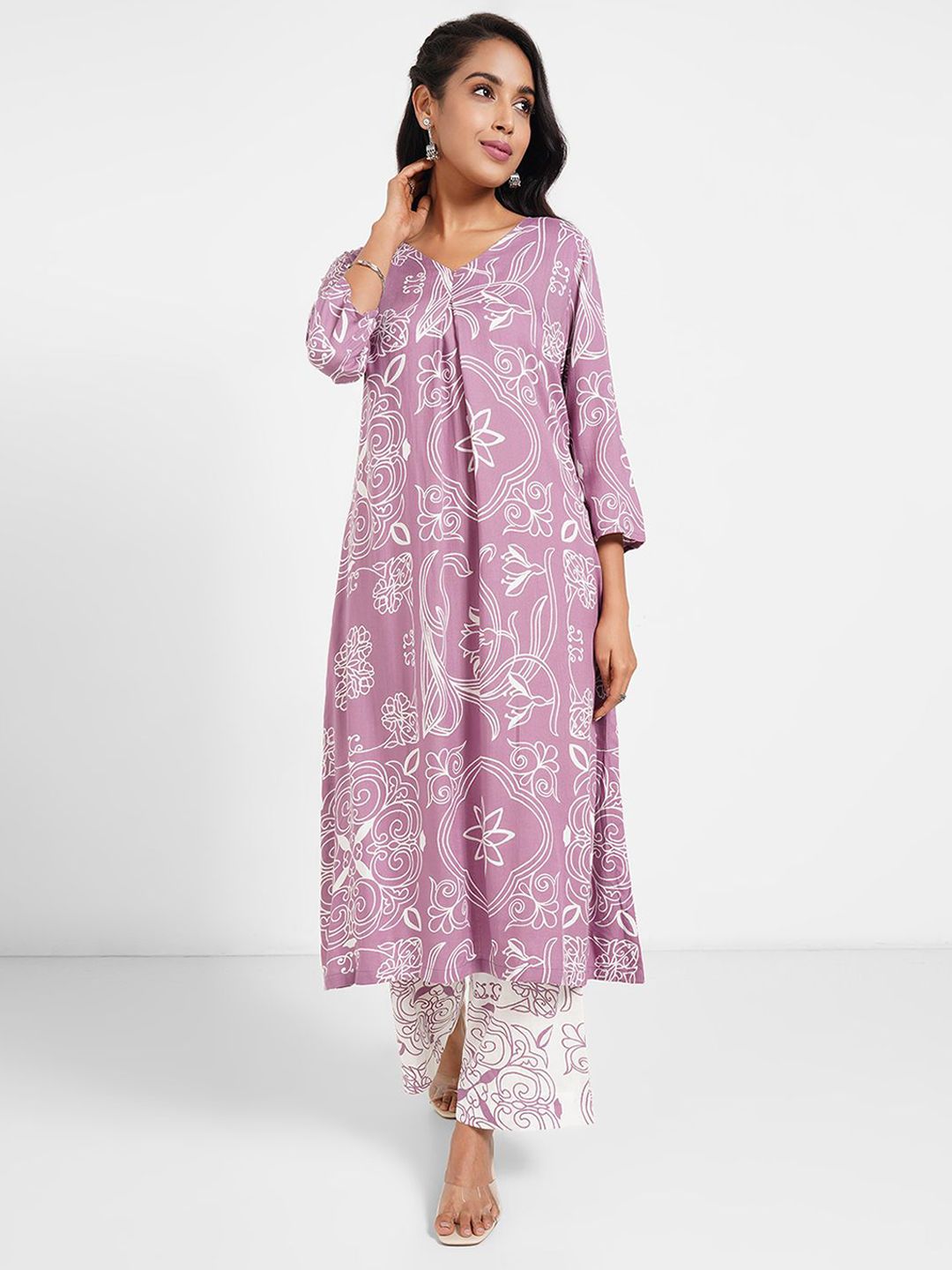 RANGMANCH BY PANTALOONS Women Floral Printed Regular Straight Kurta with Trousers