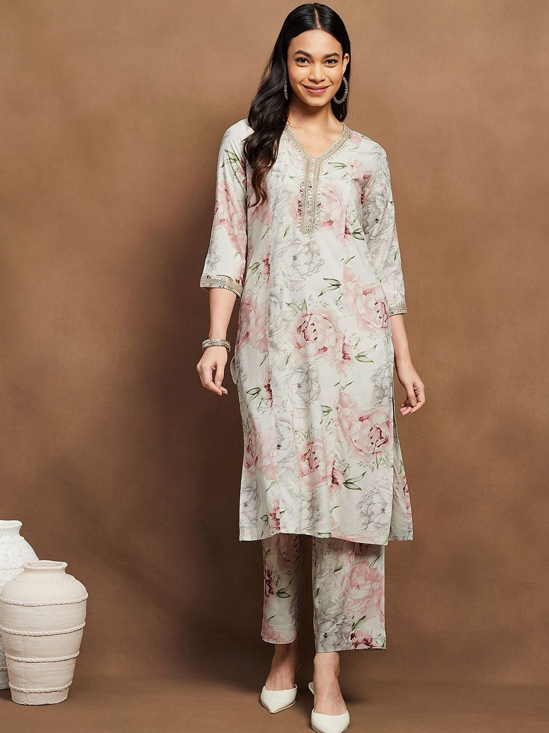 Melange by Lifestyle Floral Printed Gotta Patti V-Neck Kurta With Palazzos