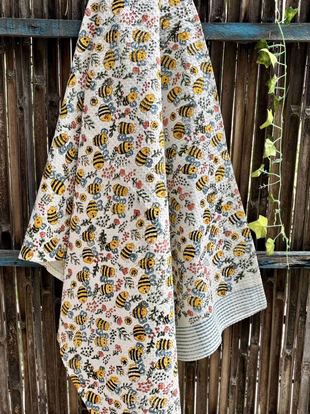 Hawamahal Off White & Yellow 1 Printed Cotton 300 GSM Bath Towel-image-44