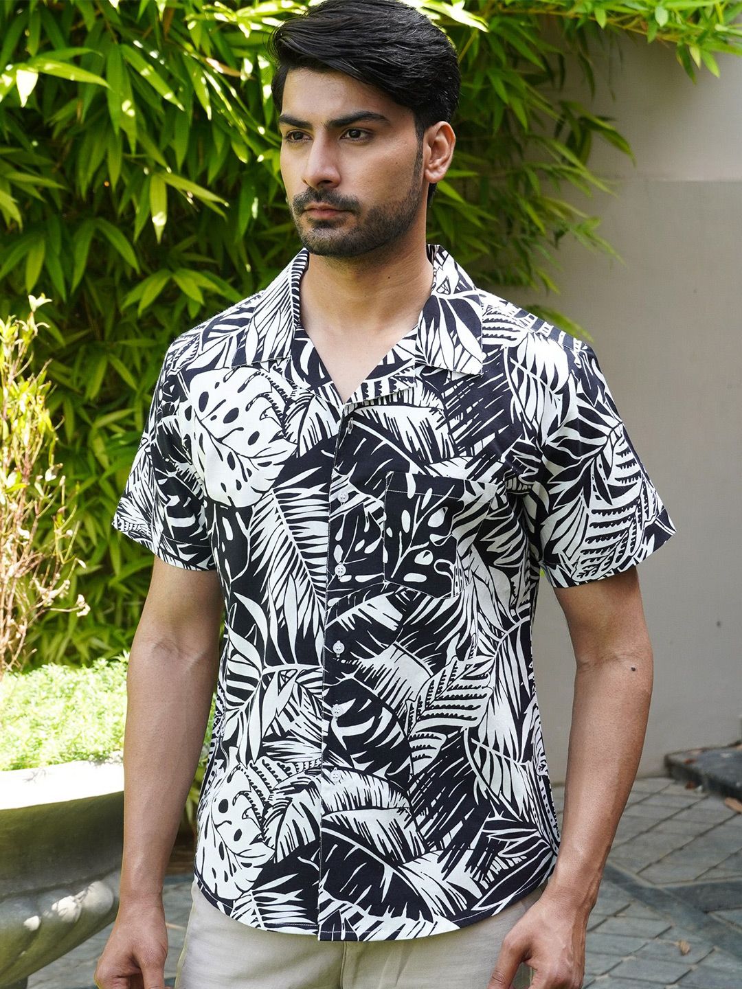 Mast & Harbour Men Floral Printed Cuban Collar Cotton Casual Shirt-picture-21