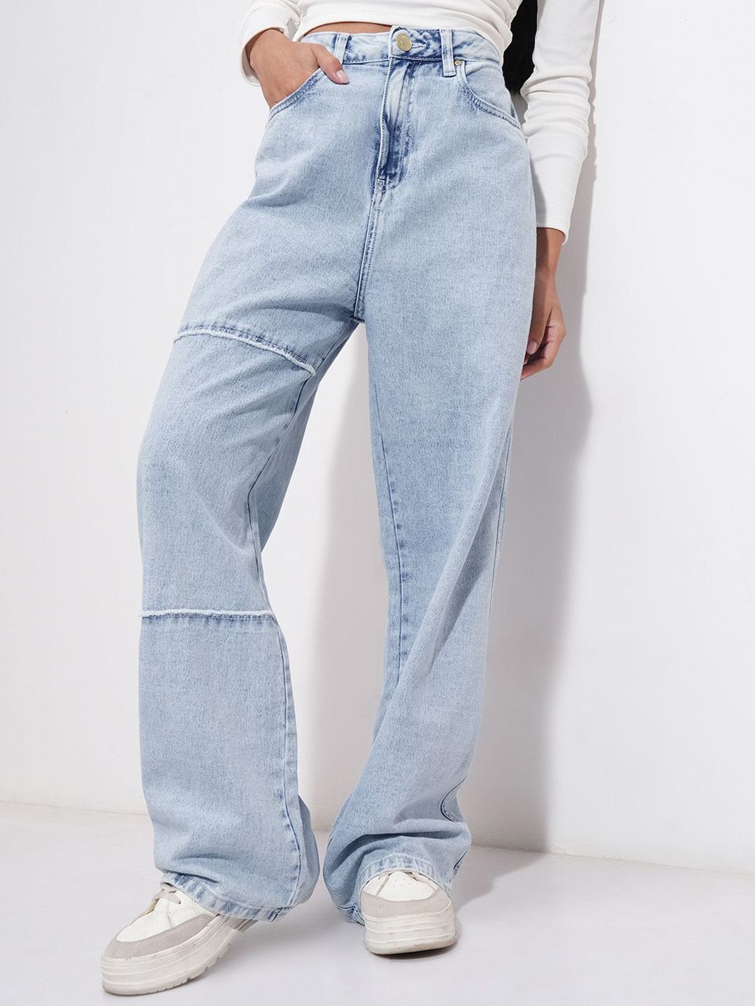 Street By Tokyo Talkies Women Flared Mid-Rise Stretchable Jeans
